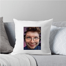 Aydan Collector’s Trove Aydan Pillows Cover