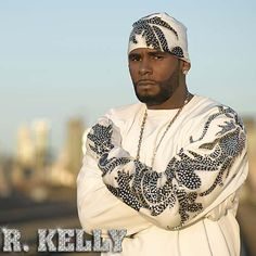 R. Kelly Store: Inside the Singer’s Exclusive Merch Drop