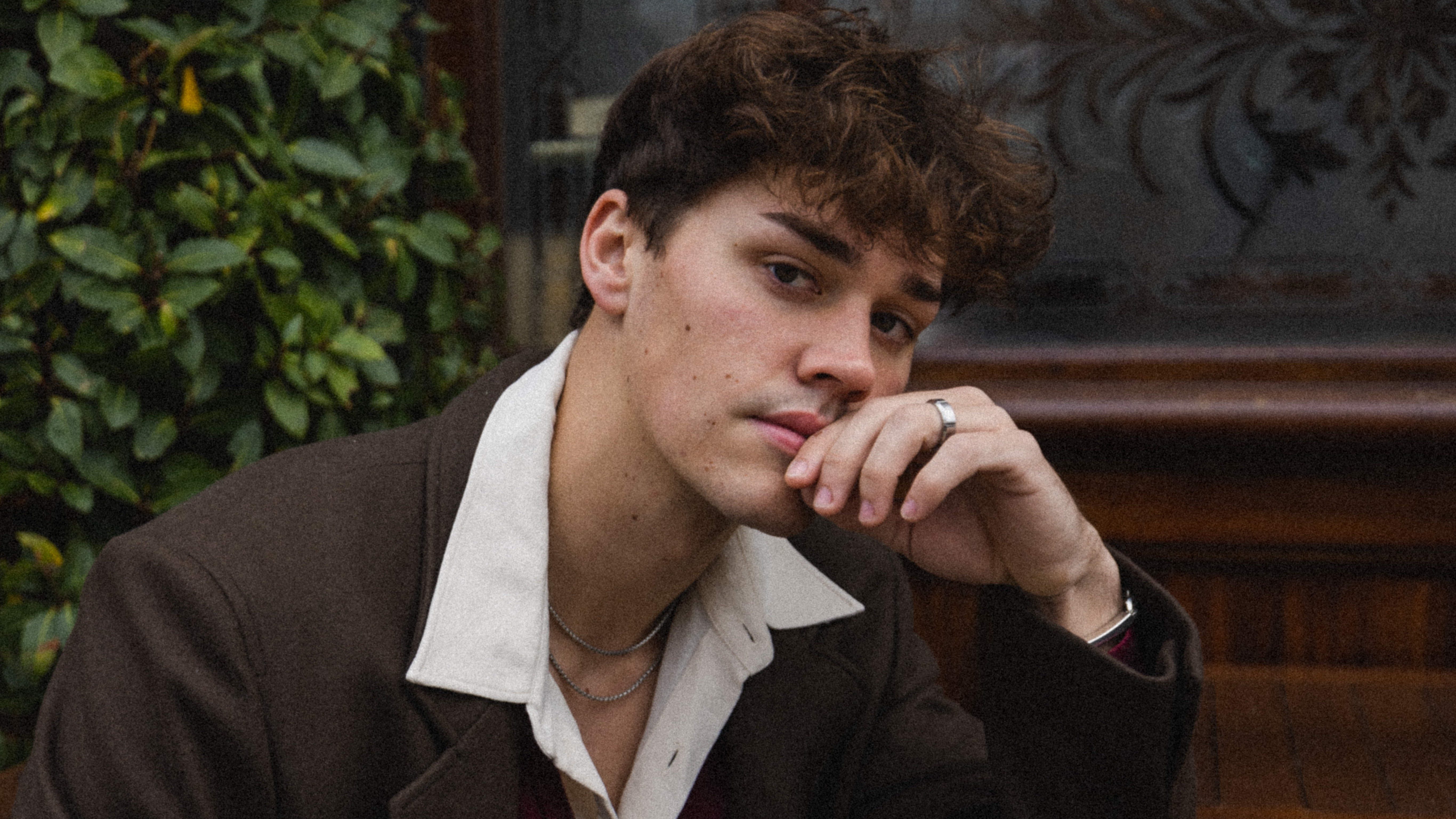 Noah Beck Official Merchandise: Essentials for Actor Fans