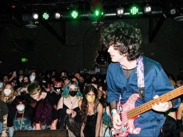Machine Girls Sound That Pushes the Limits of Chaos and Noise