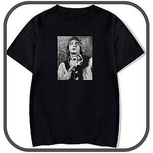Barry Manilow T-Shirts