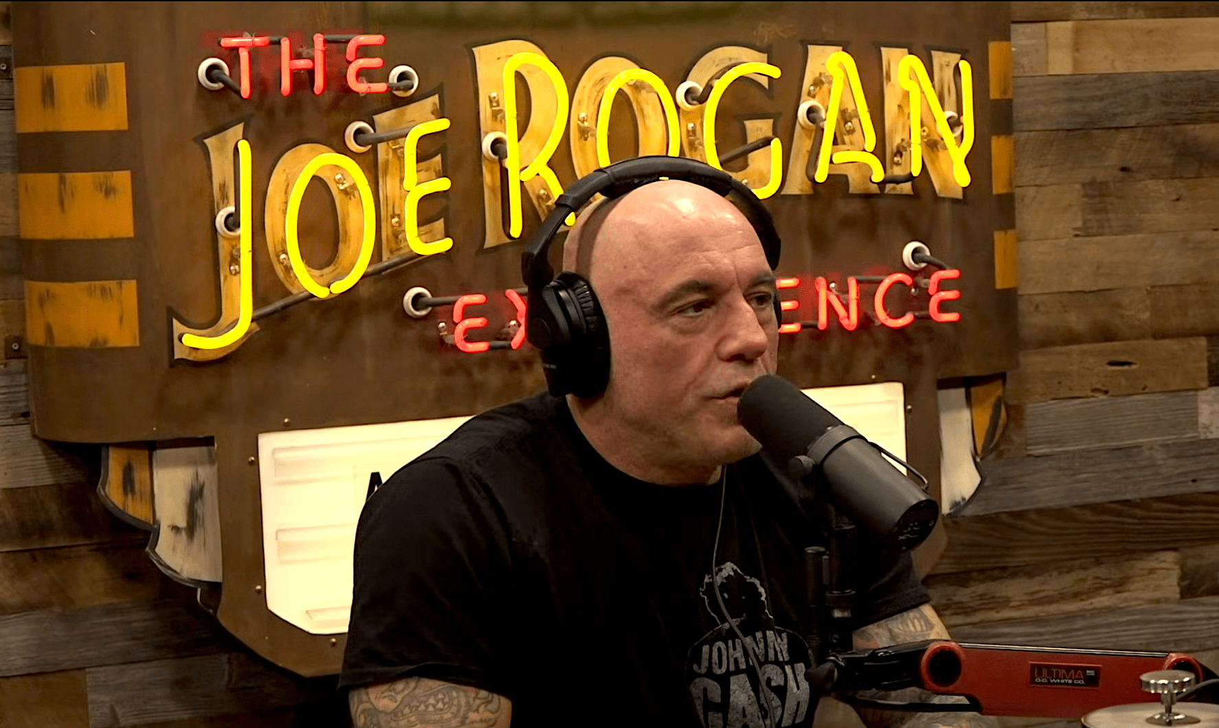 Joe Rogan Merch Merch: How the Actor’s Brand Fuels Fan Culture