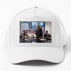 Beauty in Black Adore le style de beauté sombre Beauty In Black Chapeaux et chapeaux