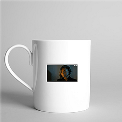 Beauty in Black El Gráfico Clásico Último Beauty In Black Mugs