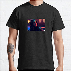 Beauty in Black Un regard séduisant Beauty In Black T-shirts