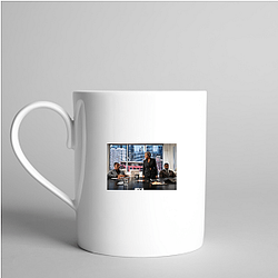 Beauty in Black Adore el estilo de belleza oscura Beauty In Black Mugs