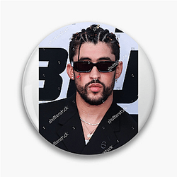 Bad Bunny – Ultimate Flow Collector’s Benito Antonio Pins