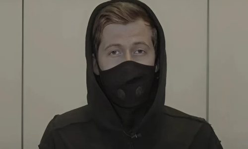 Why Alan Walker Merch Official Merchandise Is a Must-Have for Fans