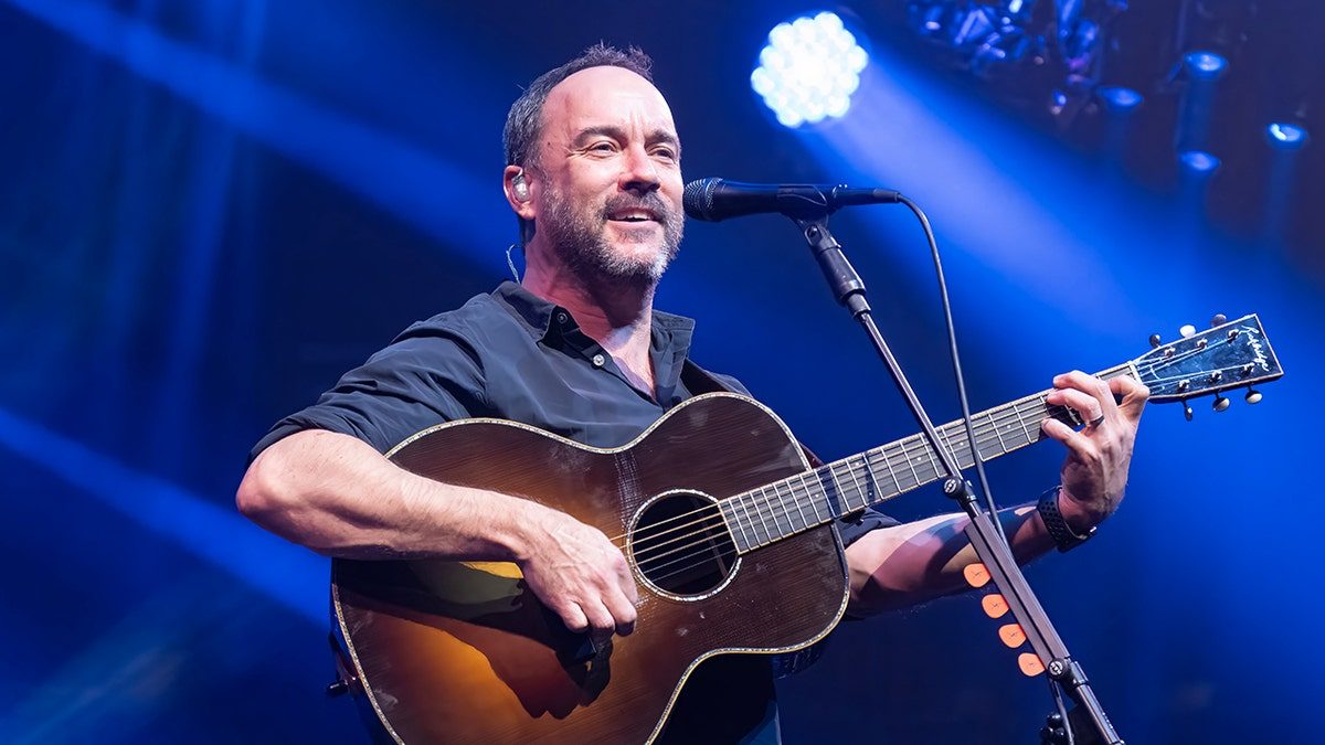 A Breakdown of Dave Matthews Most Iconic Songs