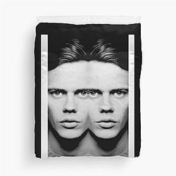 Mens Bill Skarsgard Gifts For Music Fan Duvet Cover