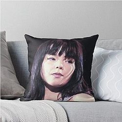 Björk Guðmundsdottir Throw Pillow