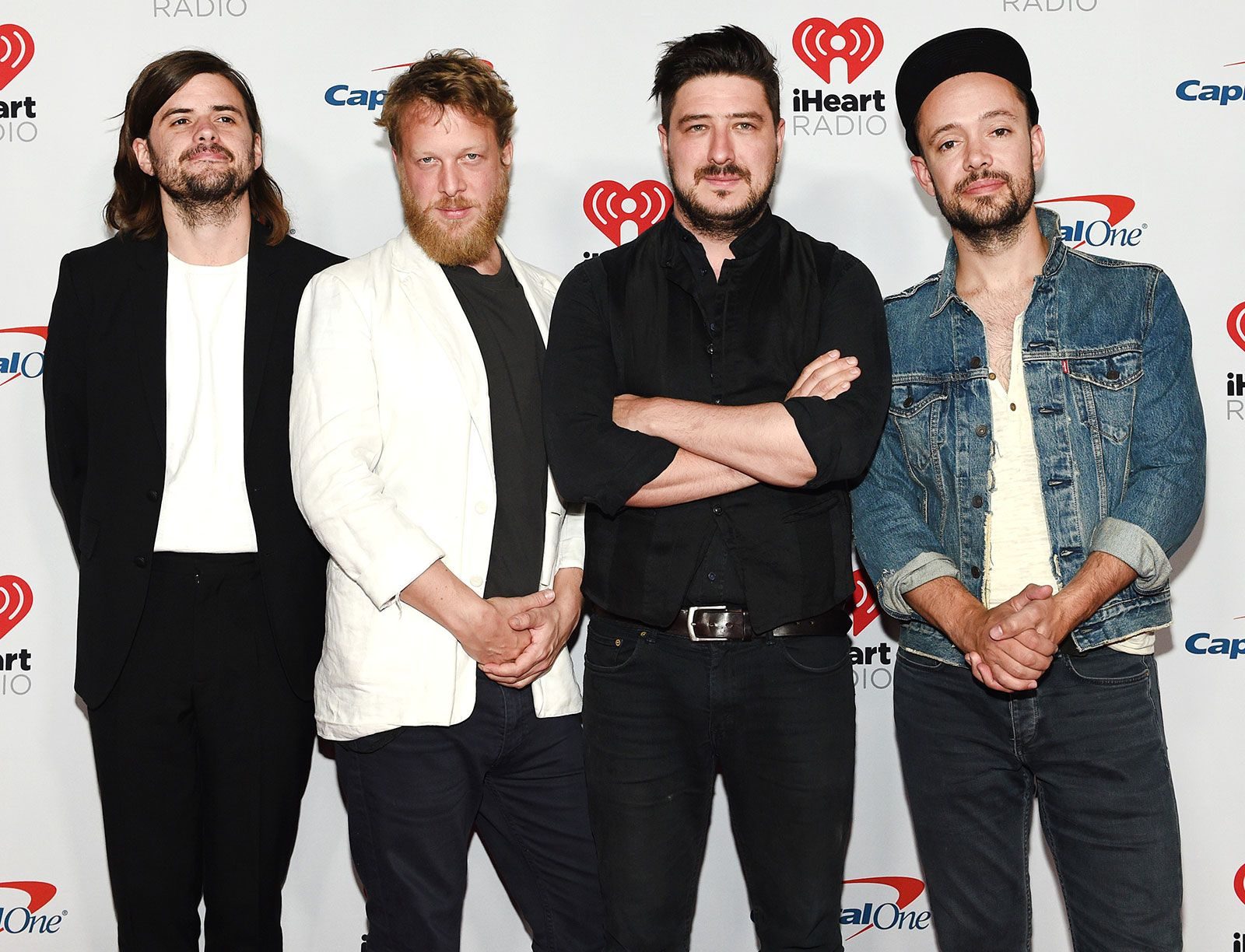 Mumford & Sons Live What Makes Their Concerts So Unforgettable?