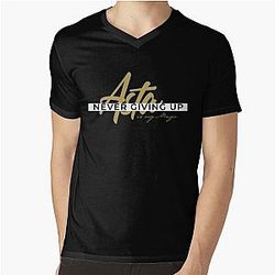 Never Giving up is my Magic - Black Bull Asta Black Clover Classic T-Shirt
