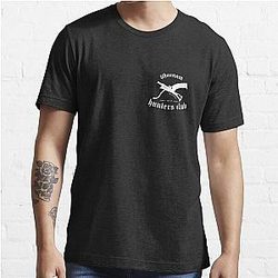 BLOODBORNE : CHUNTERS CLUB Essential T-shirt