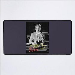 Nice Saul Goodman Bob Odenkirk Desk Mat