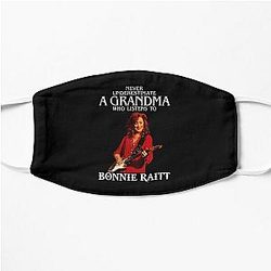 Vintage Never Underestimate A Woman Who Listens to Bonnie Raitt Flat Mask