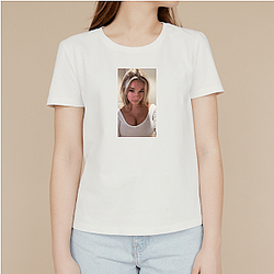 Breckie Hill Unique Personality Motif Breckie Hill T-Shirts