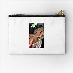 Breckie Hill Still Making Waves Design Breckie Hill Zipper Pouches