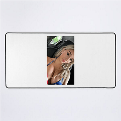 Breckie Hill Still Making Waves Design Breckie Hill Mouse Pads
