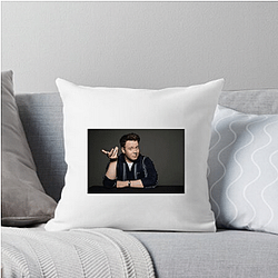 Game Master Extraordinaire Brennan Lee Mulligan Pillows Cover