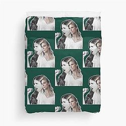Anna Kendrick - Brittany Snow - Pitch Perfect Duvet Cover