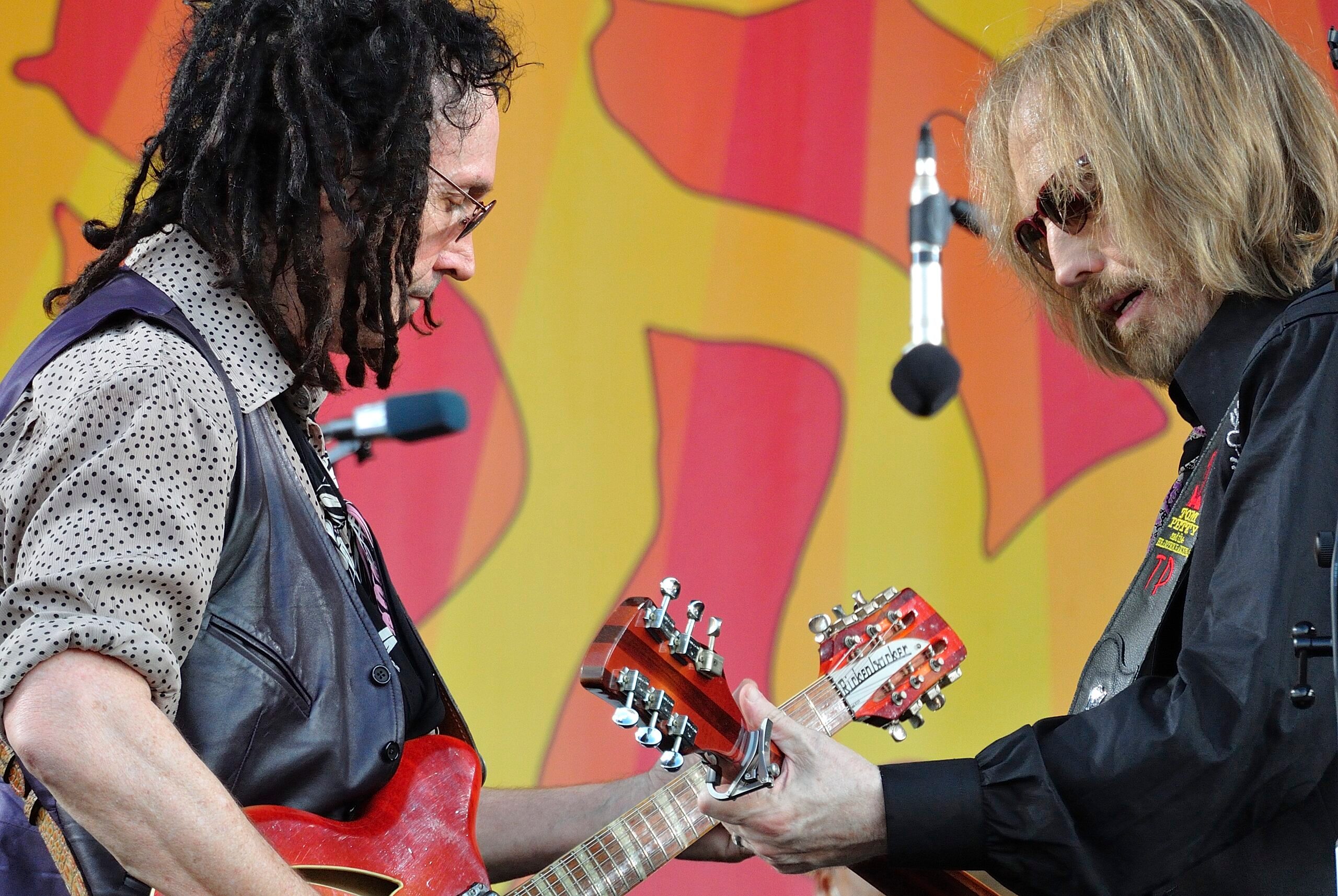 The Signature Sound of Mike Campbell A Guitarists Guide