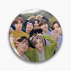 BTS OT7 Festa Pin