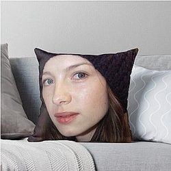 Caitriona Balfe Throw Pillow