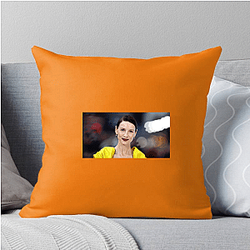 Caitriona Balfe Merch Caitriona Balfe Pillows Cover