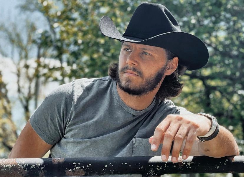 What Makes Warren Zeiders Stand Out in Todays Country Scene