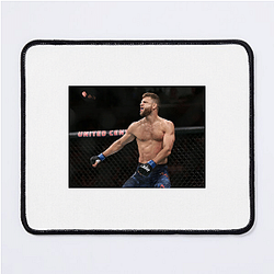 Striking Specialist Calvin Kattar Mouse Pads