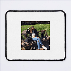 Camilla Araújo Atriz de Sucesso Tee Camilla Araújo Mouse Pads
