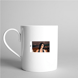 Camilla Araújo Sorriso Radiante Motif Camilla Araújo Mugs