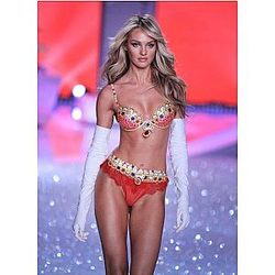 Candice Swanepoel 2013 Photo By John Barrett Poster Print (16 x 20)