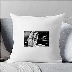 Pop Folk Icon Carole King Pillows Cover