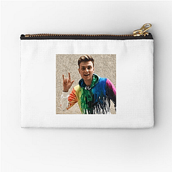 Carter Sharer – Explore Mode Only Carter Sharer Zipper Pouches