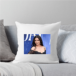 Red Carpet Queen Catherine Zeta Jones Pillows Cover