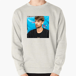 Chandler Hallow – Challenge Accepted Chandler Hallow Sweatshirts