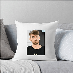 Chandler Hallow – The Iconic Edition Chandler Hallow Pillows Cover