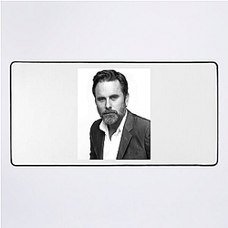 Model Star Charles Esten Mouse Pads