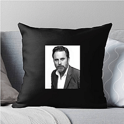 Model Star Charles Esten Pillows Cover