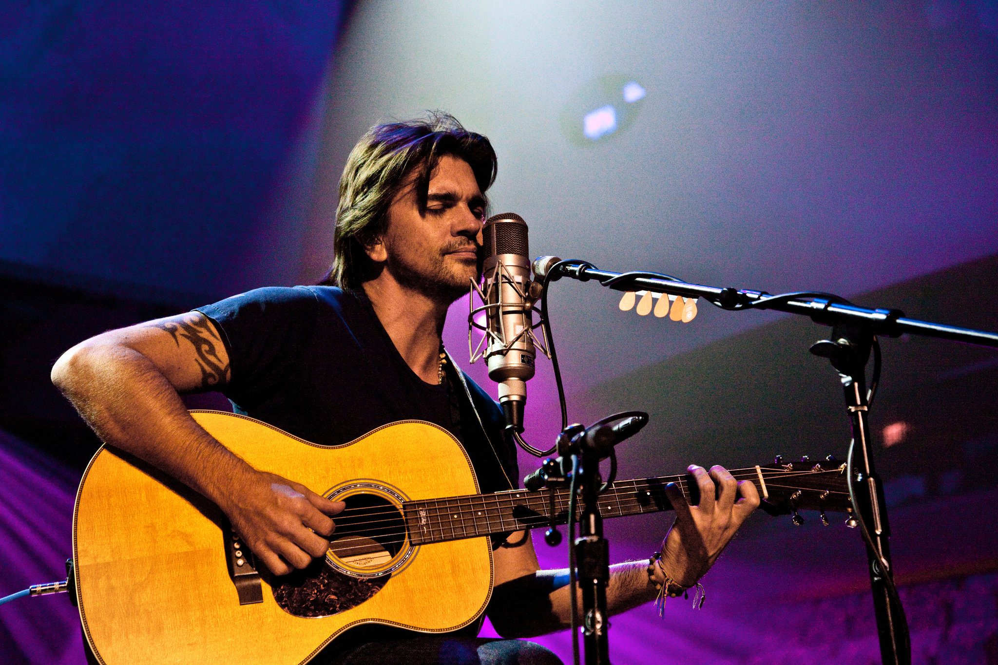 Juanes Official Merchandise: 7 Must‑Have Items for Every Fan