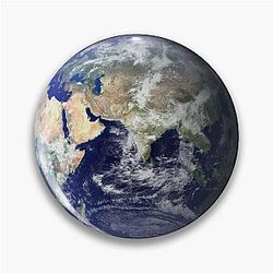 LIVE THE MOMENT LOOK EARTH  Pin
