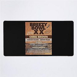 Chris Brown Breezy 11 Vintage Shirt Desk Mat