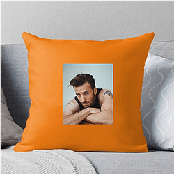 Chris Evans is from Boston Massachusetts Chris Evans Pillows Cover