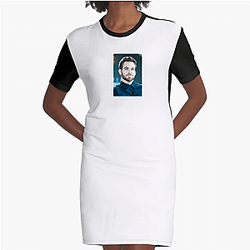 Chris Pine is an American actor Chris Pine Dresses