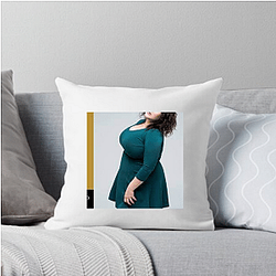 Silver Screen Goddess Chrissy Metz Pillows Cover