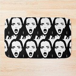 Christina Ricci shocked by bath mat