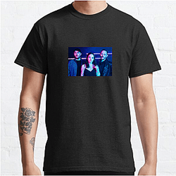 CHVRCHES T-Shirts