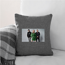 CHVRCHES 2025 PRESS SHOT CHVRCHES Pillows Cover